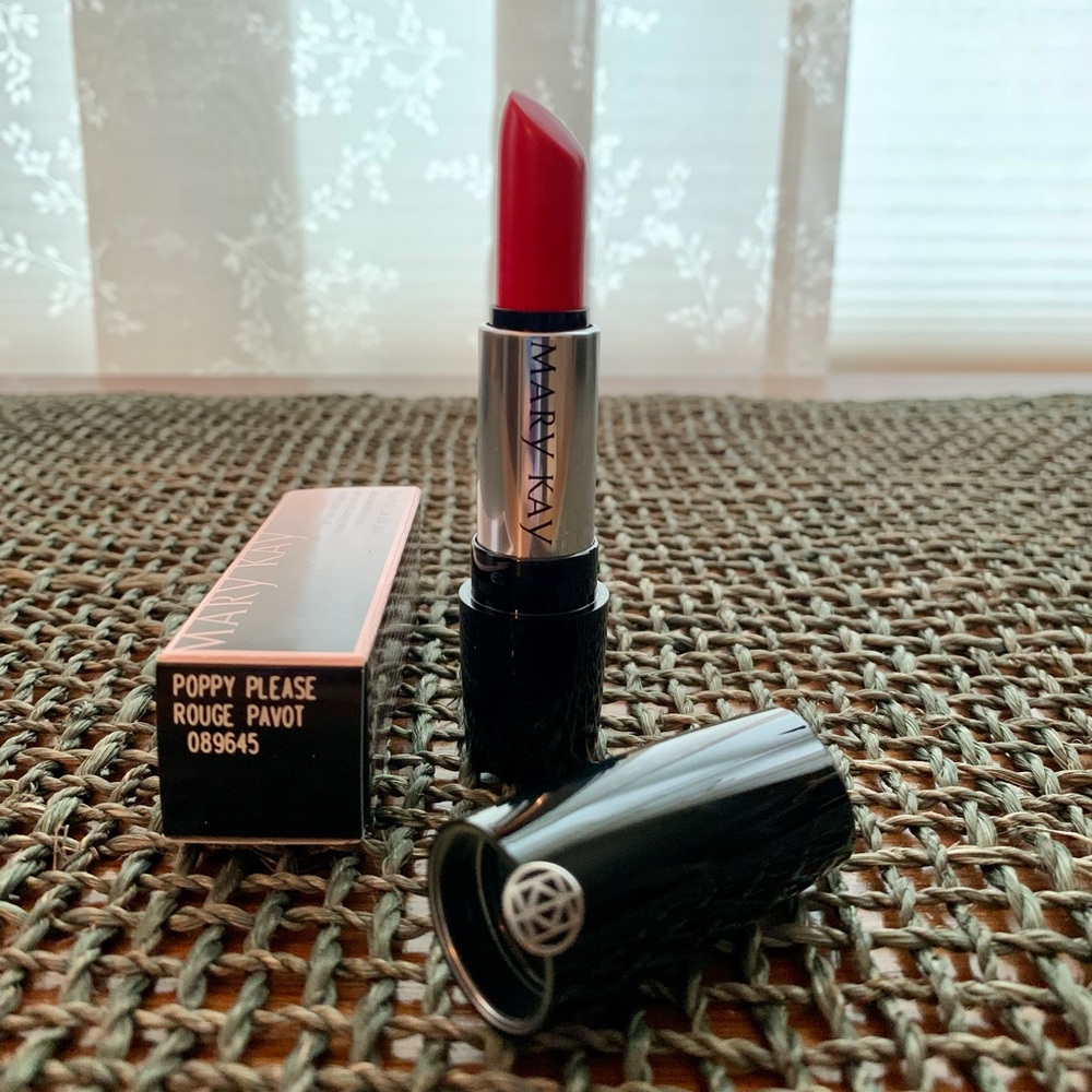 Mary Kay NIP Poppy Please Bold Gel Semi-matte Satin Finish Lipstick